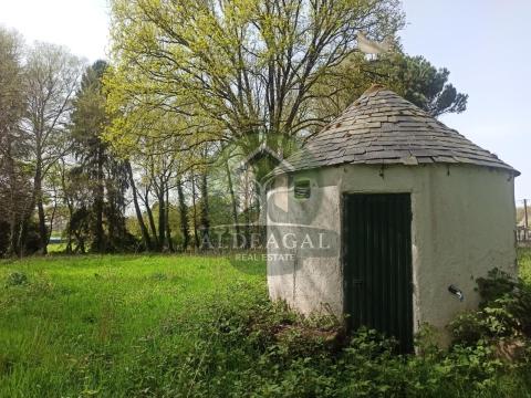 Espectacular Finca a un minuto de la A6, y cinco de Lugo capital