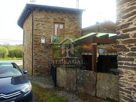 Encantadora casa de piedra restaurada en Pacios (Begonte, Lugo)