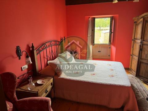 Encantadora casa de piedra restaurada en Pacios (Begonte, Lugo)